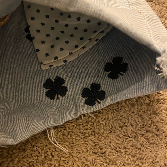 LUCKY BRAND shorts. Size 2. Fun and fabulous 4-leaf clover detail 🤩🍀🤩 - Picture 4 of 6